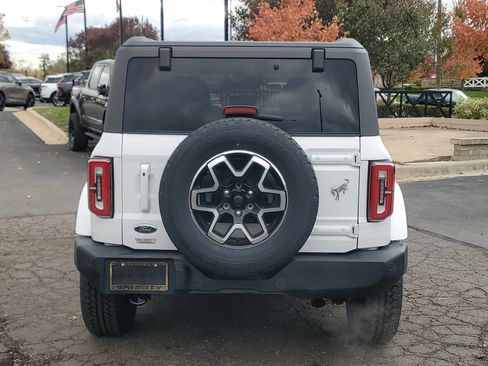 Used 2023 Ford Bronco Outer Banks image 5