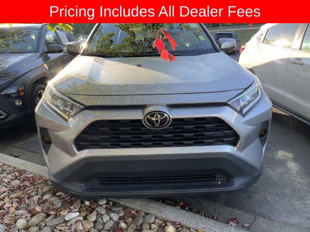 Used 2021 Toyota RAV4 XLE Premium AWD/4WD image 13