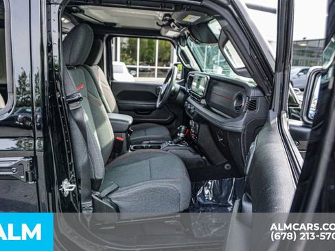 Used 2025 Jeep Wrangler Unlimited Rubicon AWD/4WD image 22