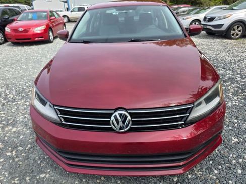 Used 2017 Volkswagen Jetta S image 2