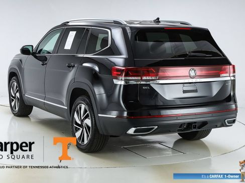 Used 2025 Volkswagen Atlas SEL AWD/4WD image 46