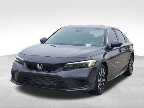 Used 2024 Honda Civic EX-L image 3