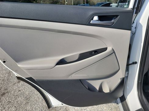 Used 2018 Hyundai Tucson SEL image 9