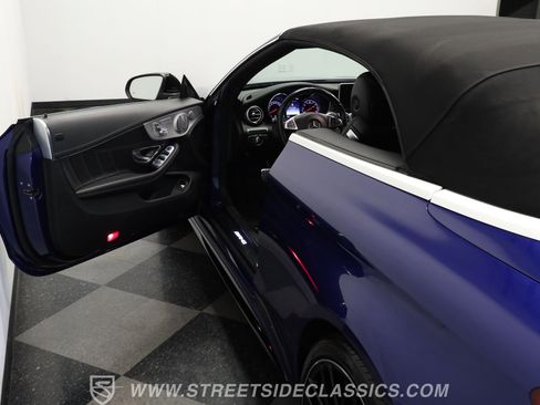 Used 2017 Mercedes-Benz C 63 AMG Cabriolet image 32