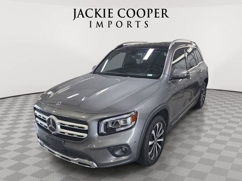Used 2021 Mercedes-Benz GLB 250 image 1
