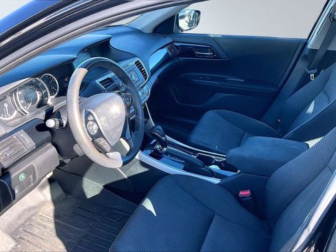 Used 2016 Honda Accord LX image 13