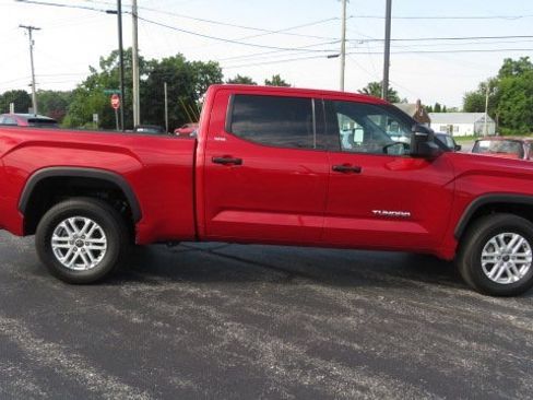 Used 2022 Toyota Tundra SR5 image 9