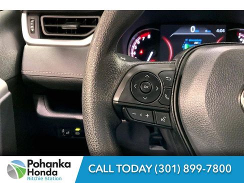 Used 2025 Toyota RAV4 XLE image 21