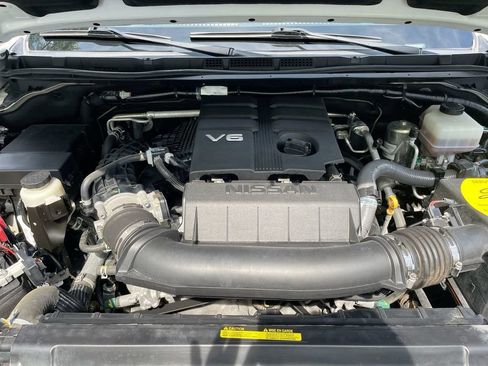 Used 2022 Nissan Frontier SV image 35