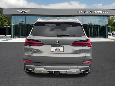 Used 2025 BMW X5 xDrive40i w/ Premium Package image 6