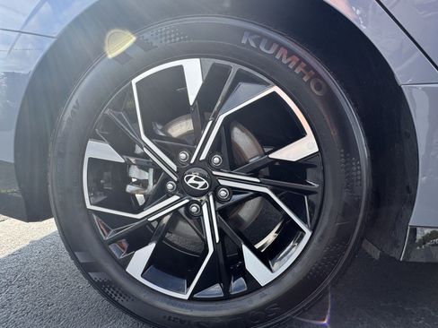 Used 2025 Hyundai Sonata SEL FWD image 19