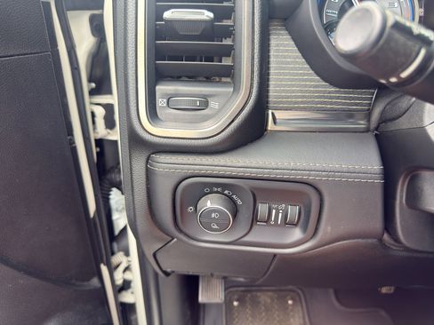 Used 2021 RAM 2500 Limited w/ Night Edition AWD/4WD image 14