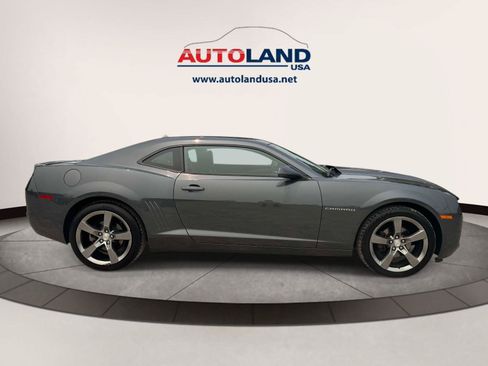 Used 2010 Chevrolet Camaro LT w/ RS Package RWD image 3