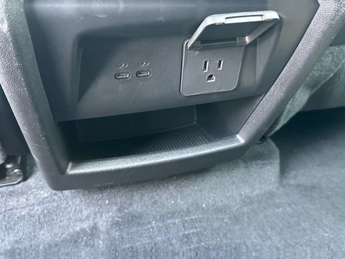 Used 2024 Chevrolet Traverse RS w/ LPO, Floor Liner Package AWD/4WD image 30