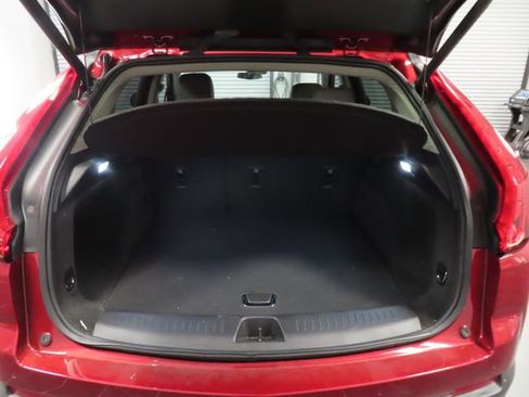 Used 2023 Cadillac XT4 Luxury w/ Cold Weather Package image 20