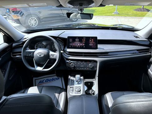 Certified 2025 INFINITI QX60 Pure AWD/4WD image 12