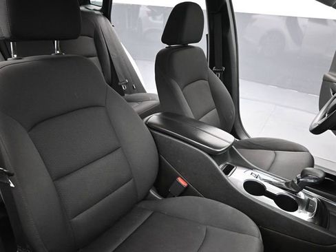 Used 2023 Chevrolet Malibu LT FWD image 27