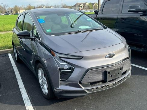 Used 2022 Chevrolet Bolt LT image 3