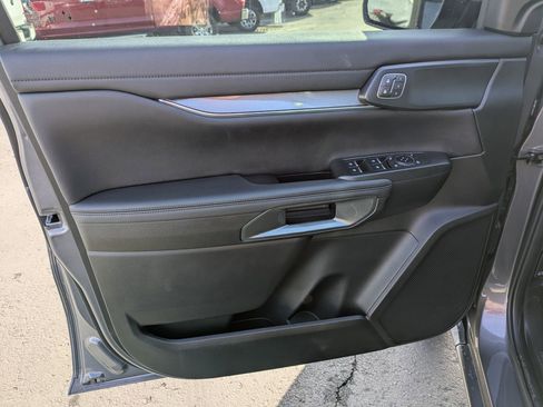 Used 2025 Ford Ranger Lariat w/ FX4 Off-Road Package image 15