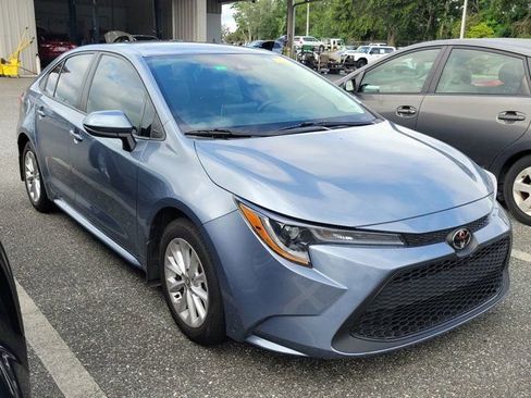 Used 2021 Toyota Corolla LE w/ LE Convenience Package FWD image 1