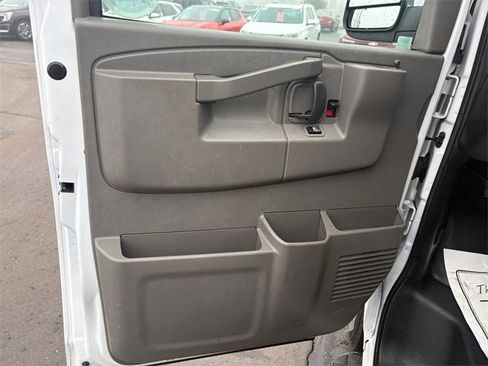 Used 2021 GMC Savana 2500 Work Van w/ Driver Convenience Package image 17