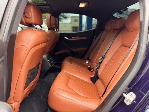 Used 2019 Maserati Ghibli S Q4 AWD/4WD image 24