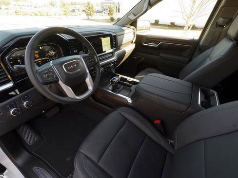 Used 2025 GMC Sierra 1500 SLT w/ SLT Premium Plus Package image 14