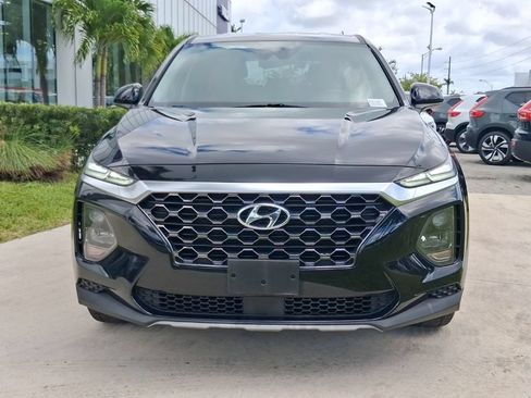 Used 2020 Hyundai Santa Fe SE FWD image 2