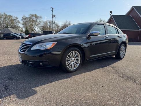 Used 2013 Chrysler 200 Limited w/ Sun/Sound Group FWD image 10