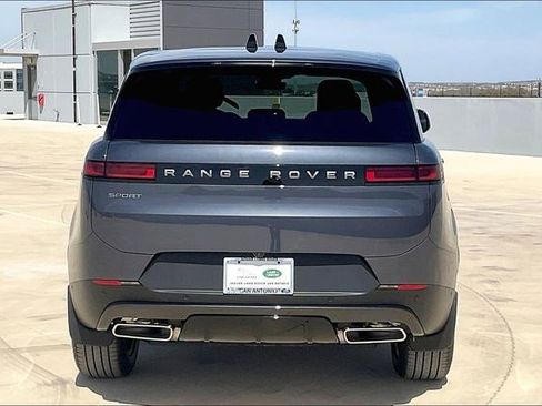 New 2025 Land Rover Range Rover Sport image 4
