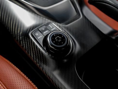 Used 2021 Nissan GT-R Premium image 19