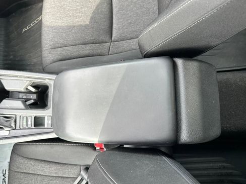 Used 2024 Honda Accord EX image 19