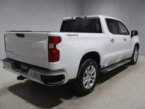 Used 2023 Chevrolet Silverado 1500 LTZ AWD/4WD image 2