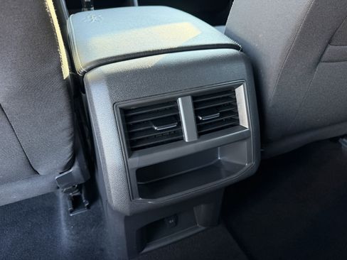 Used 2021 Volkswagen Atlas Cross Sport S FWD image 33