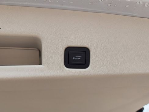 New 2026 GMC Acadia Denali image 54