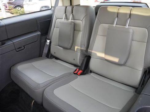 Used 2016 Ford Flex Limited w/ Limited Appearance Package AWD/4WD image 18