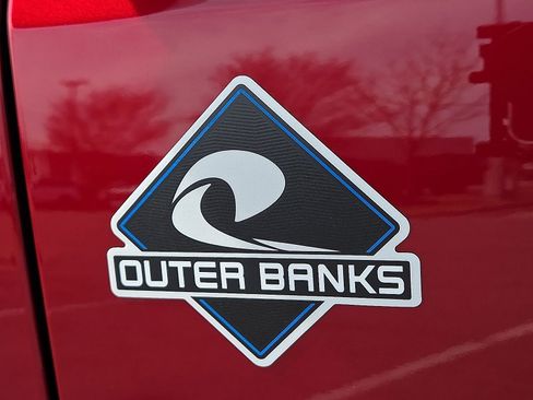 New 2026 Ford Bronco Outer Banks image 8