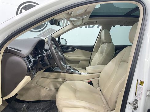 Used 2019 Audi Q7 3.0T Premium Plus w/ Premium Plus Package image 12