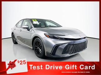 Used 2025 Toyota Camry SE w/ Multimedia Upgrade Package video 1