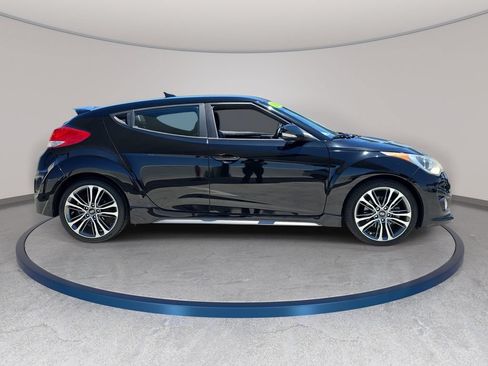 Used 2016 Hyundai Veloster Turbo FWD image 5