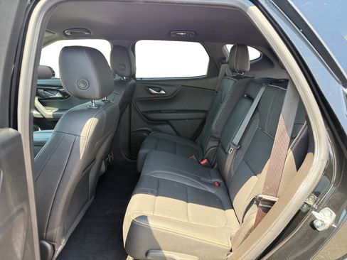 Used 2024 Chevrolet Blazer Premier w/ Driver Confidence II Package FWD image 16
