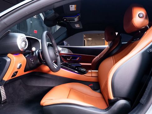 Used 2025 Mercedes-Benz AMG GT 55 image 33