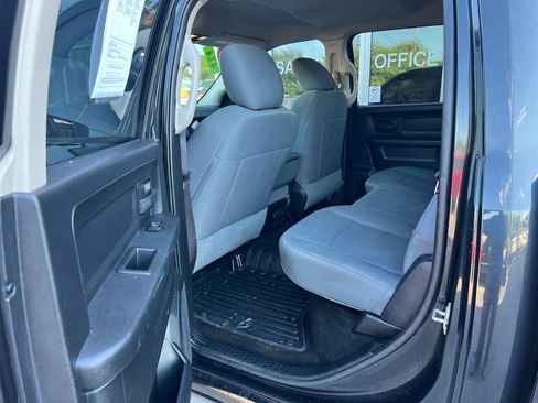 Used 2015 RAM 1500 Express AWD/4WD image 14