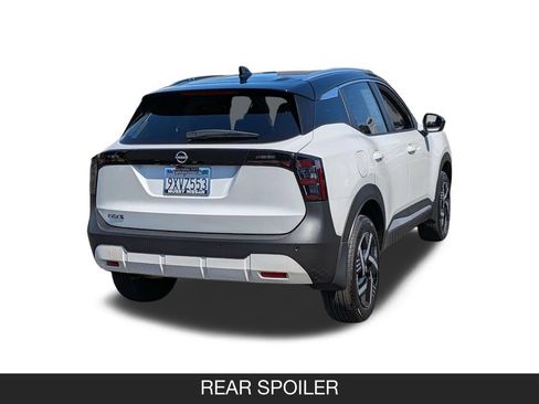 Used 2026 Nissan Kicks SV FWD image 8