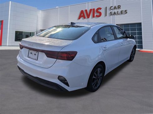 Used 2024 Kia Forte LXS image 6