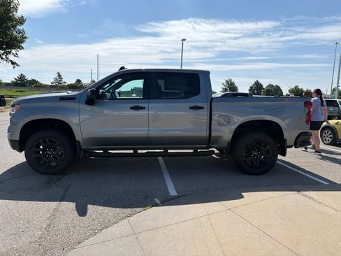 New 2026 Chevrolet Silverado 1500 LT Trail Boss w/ LPO, Dark Essentials Package AWD/4WD image 6