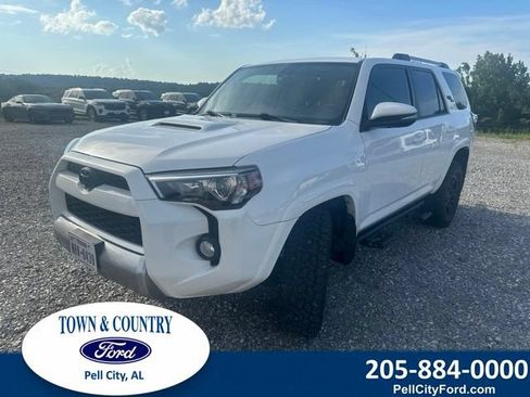 Used 2018 Toyota 4Runner TRD Off-Road Premium AWD/4WD image 1