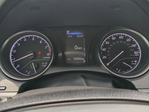 Used 2021 Toyota Camry SE image 31