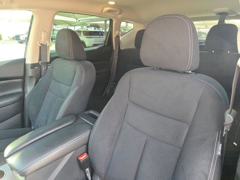 Used 2022 Nissan Murano S FWD image 9