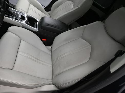 Used 2016 Cadillac SRX Luxury AWD/4WD image 11